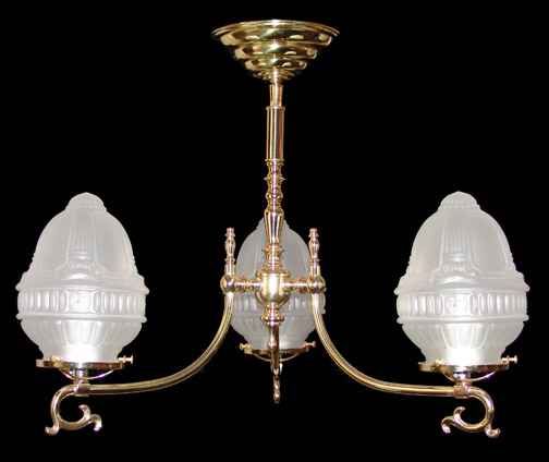 Model NSH19 English Colonial Gaslight Reproduction in Polished Brass.